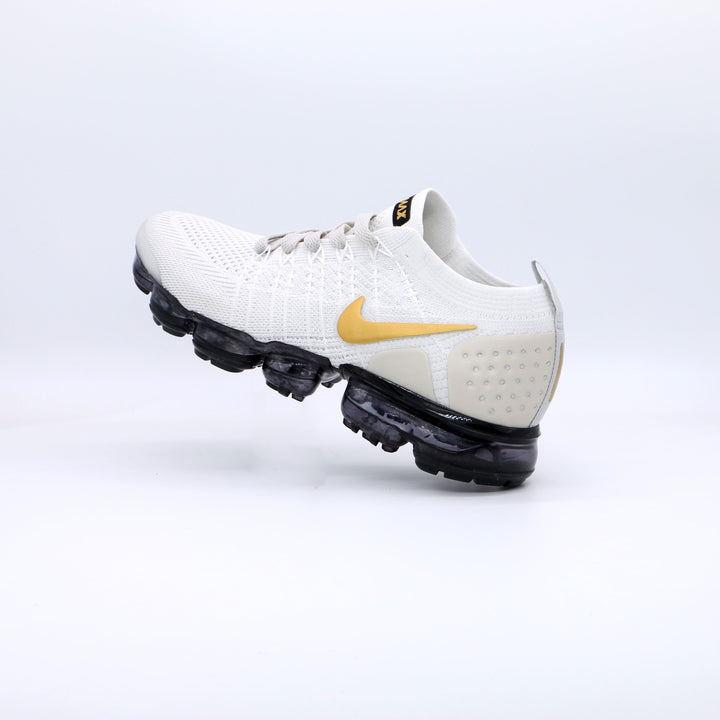 Nike Air VaporMax Flyknit White Gold Black Sneakers 942842-010